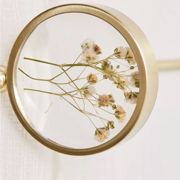 NWT Gold Curtain Tieback with Pressed Flowers - Picture 3 of 7